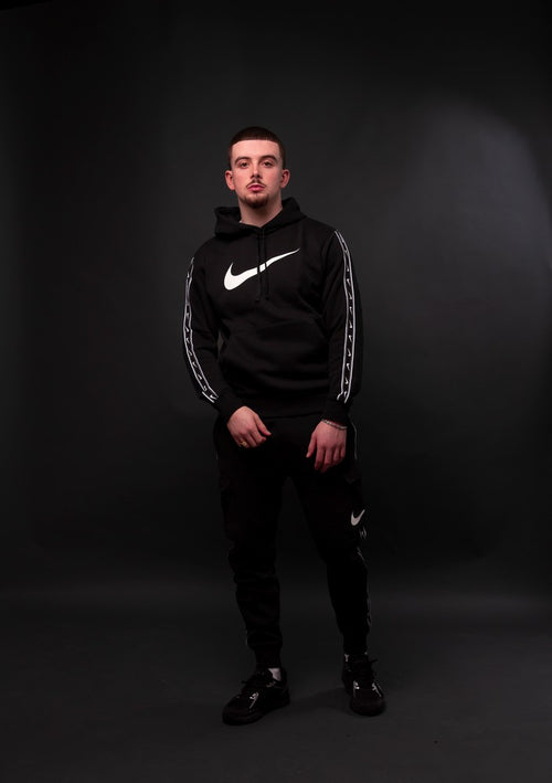 Sweat à capuche Nike Sportswear Repeat - Noir/Blanc - Footkorner